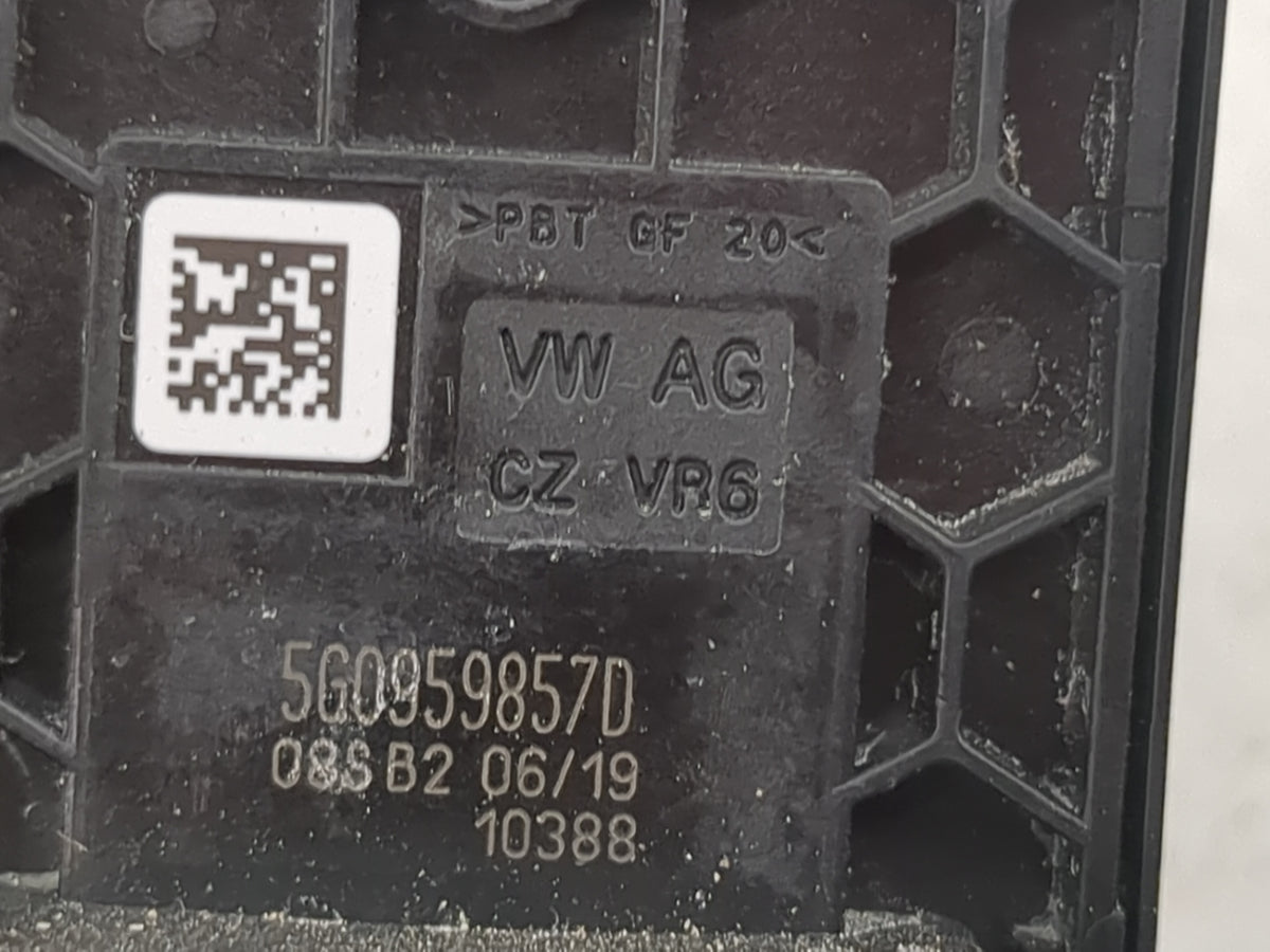 2018-2022 Volkswagen Tiguan Master Power Window Switch Replacement Driver Side Left P/N:5G0959857D Fits OEM Used Auto Parts