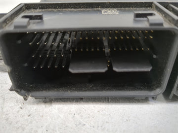 2019-2020 Volvo Xc40 PCM Engine Control Computer ECU ECM PCU OEM P/N:32242004 Fits Fits 2018 2019 2020 2021 OEM Used Auto Parts