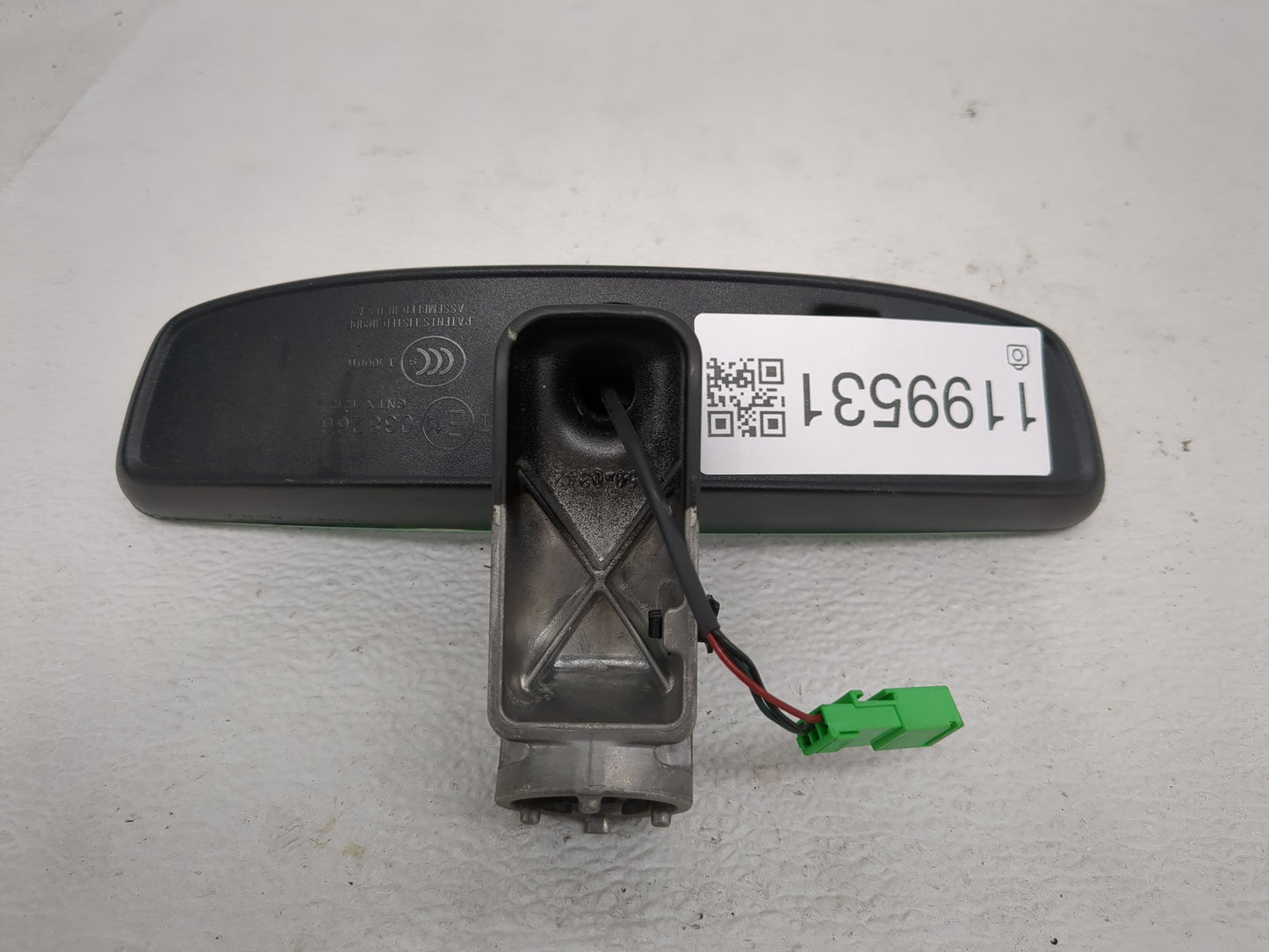 2018-2019 Volvo Xc60 Interior Rear View Mirror Replacement OEM P/N:GNTX-1212 E11038266 Fits Fits 2016 2017 2018 2019 2020 20