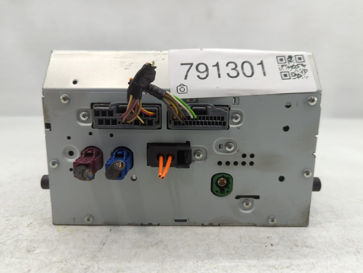 2019-2021 Volvo Xc90 Radio AM FM Cd Player Receiver Replacement P/N:P32247695AA Fits Fits 2019 2020 2021 OEM Used Auto Parts