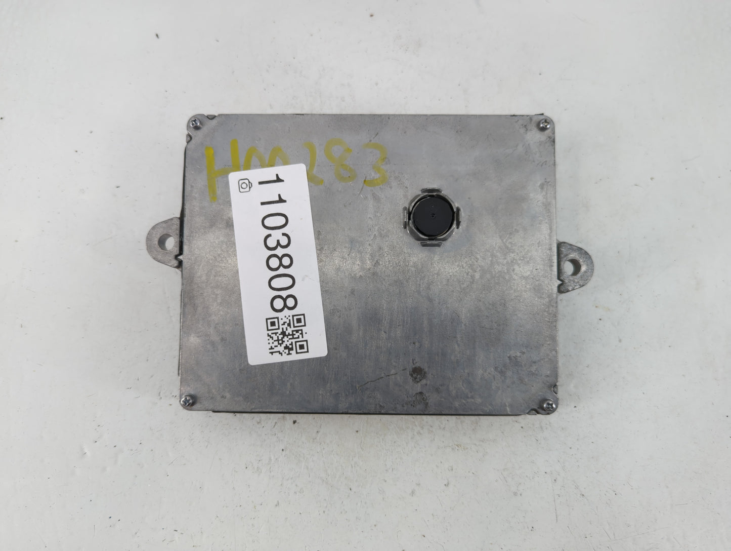 2020 Acura Tlx PCM Engine Control Computer ECU ECM PCU OEM P/N:37820-5J2-L03 Fits OEM Used Auto Parts - Oemusedautoparts1.co