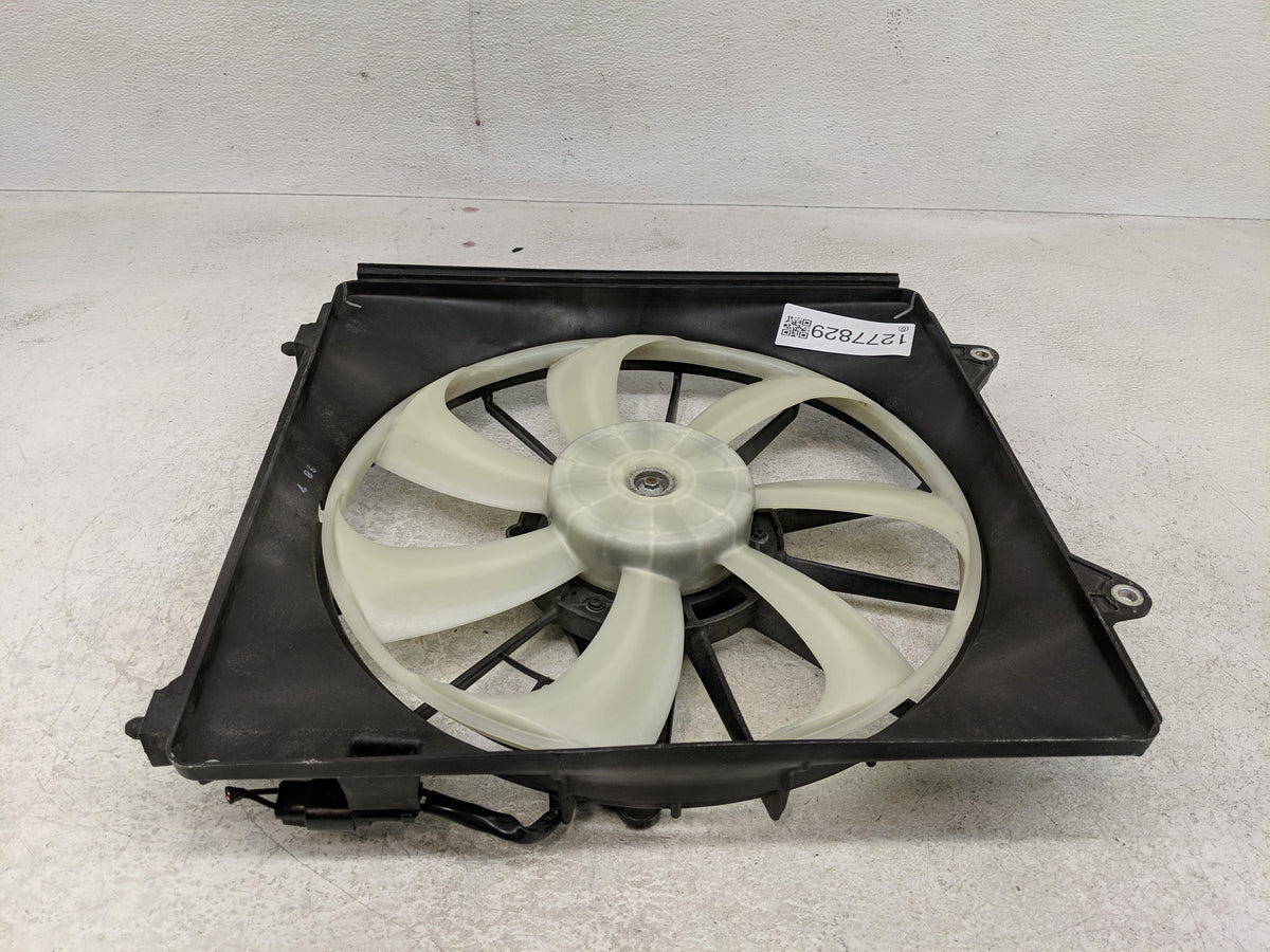2015-2020 Acura Tlx Electric Radiator Cooling Fan Motor Assembly P/N:386165J2A01 Fits Fits 2015 2016 2017 2018 2019 2020 OEM