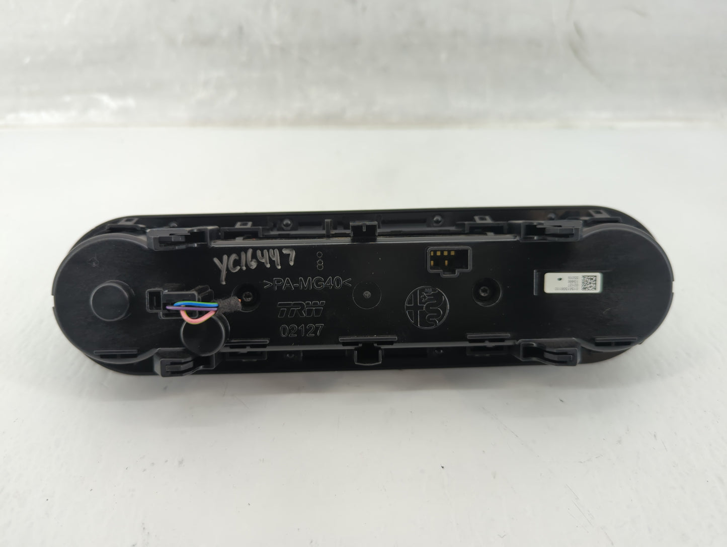 2020 Alfa Romeo Giulia Climate Control Module Temperature AC/Heater Replacement P/N:01561506110 Fits OEM Used Auto Parts - O