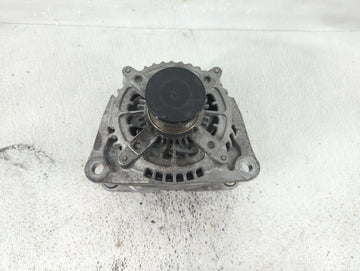 2020 Alfa Romeo Stelvio Alternator Replacement Generator Charging Assembly Engine OEM P/N:50559542 Fits Fits 2017 OEM Used Auto Parts