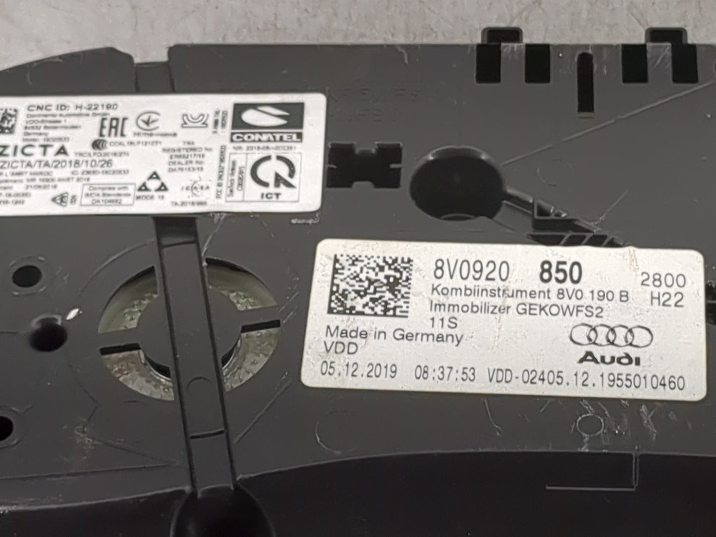 2020 Audi A3 Instrument Cluster Speedometer Gauges P/N:8V0920850 8V0920850H22 Miles:57K Fits OEM Used Auto Parts - Oemusedau