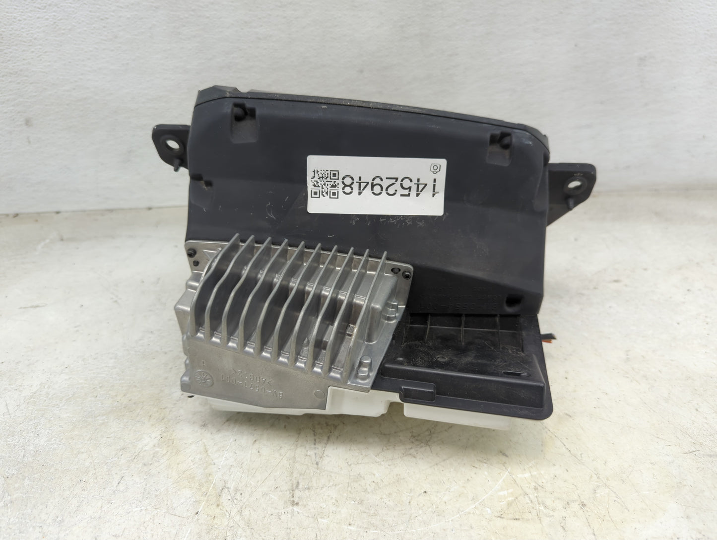 2019-2021 Bmw 330i Information Display Screen - Oemusedautoparts1.com