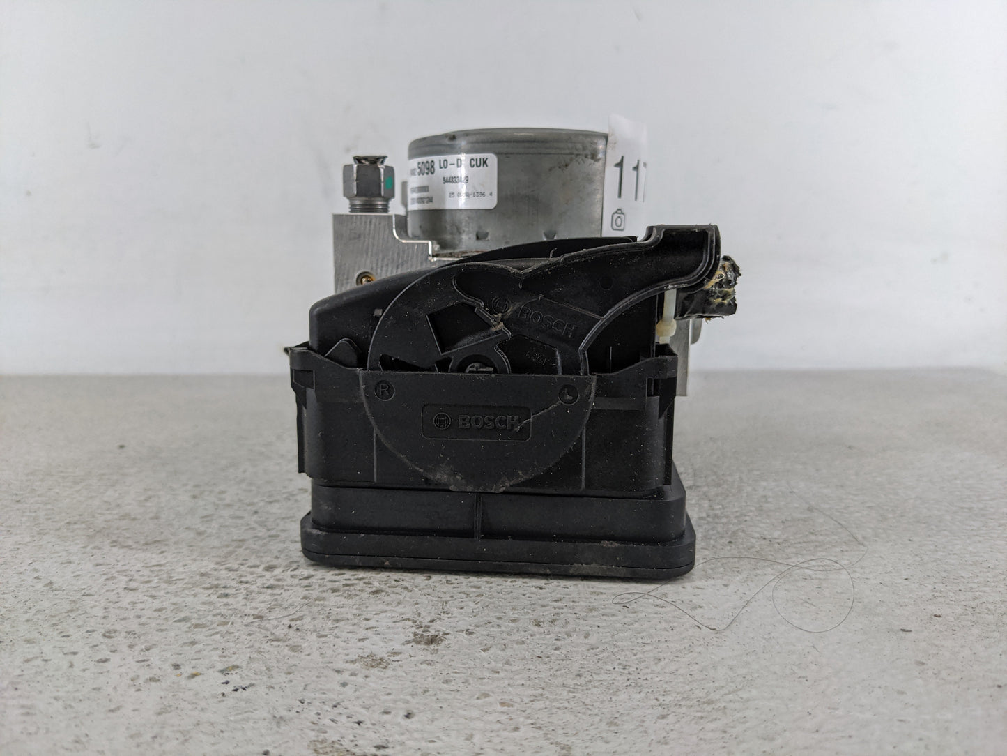 2020 Buick Envision ABS Pump Control Module Replacement P/N:84825098 Fits OEM Used Auto Parts - Oemusedautoparts1.com