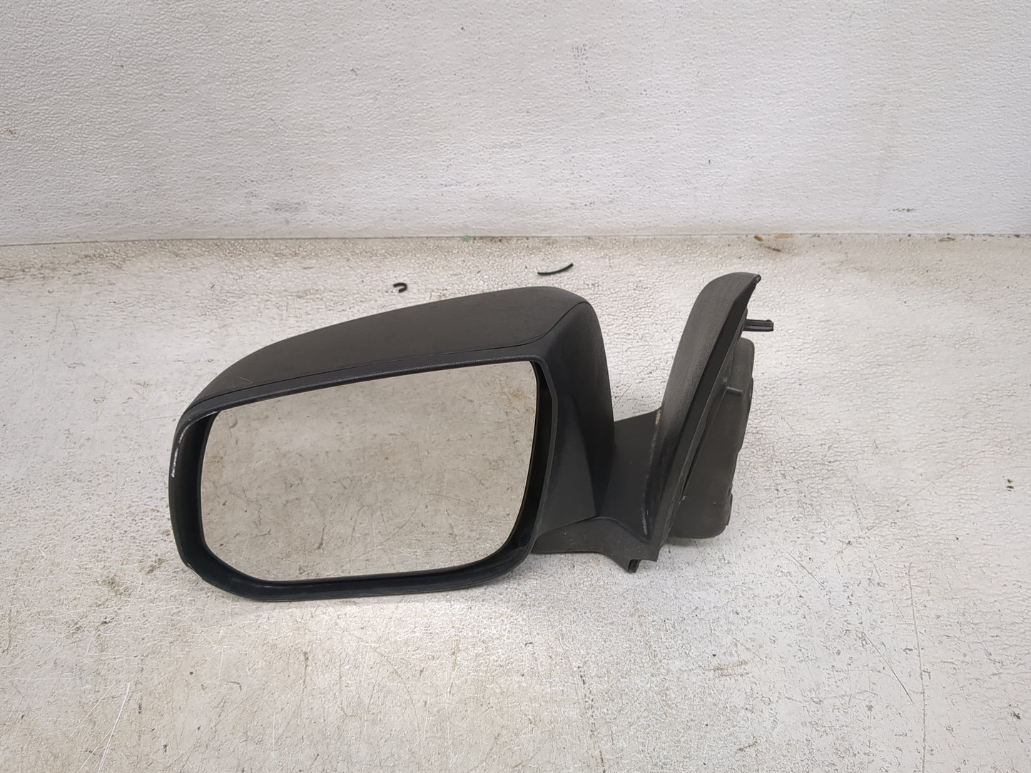 2015-2022 Chevrolet Colorado Driver Side View Mirror - Left Door Mirror OEM Used - Oemusedautoparts1.com