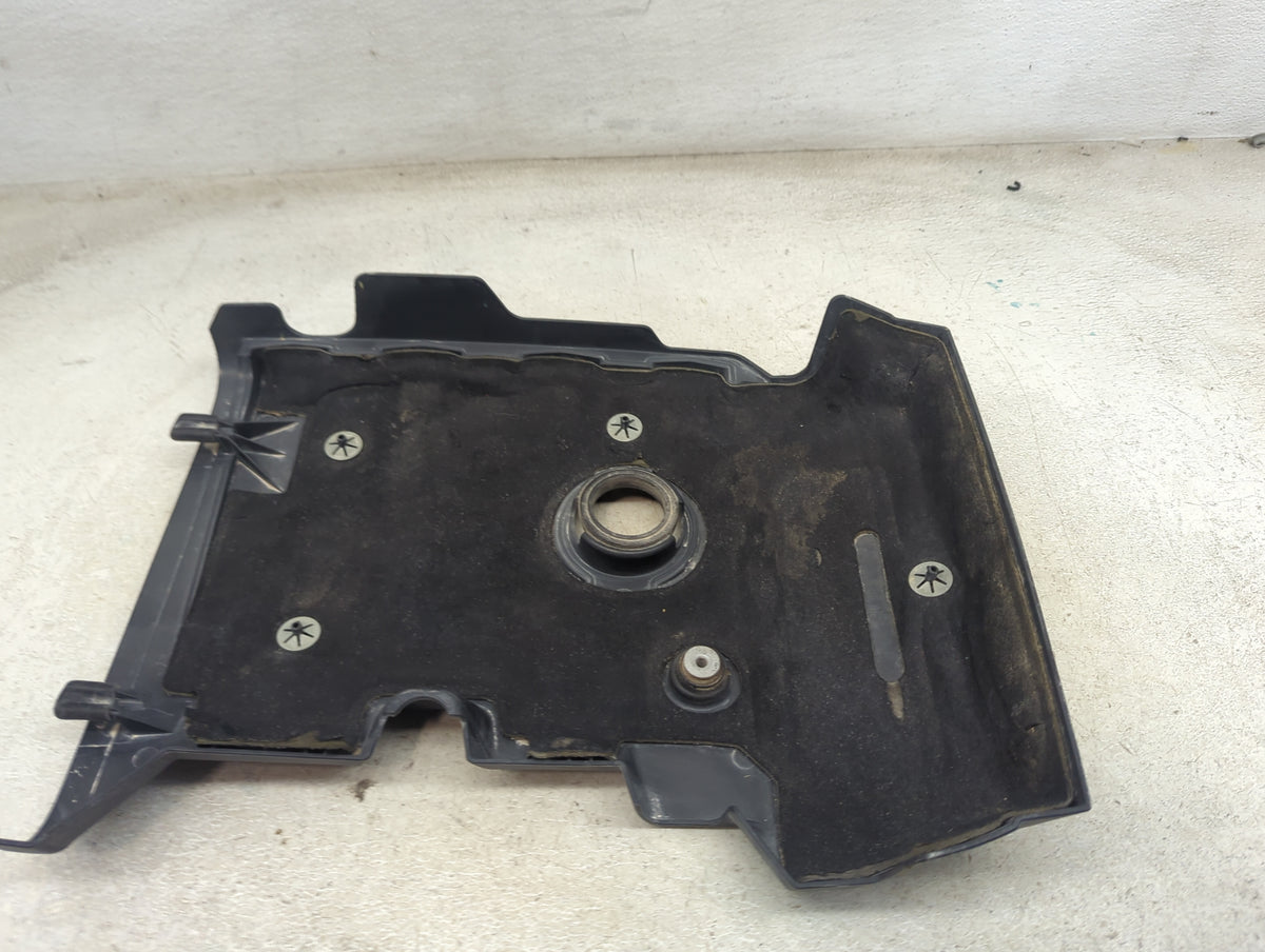 2020 Chevrolet Colorado Engine Cover Black - Oemusedautoparts1.com