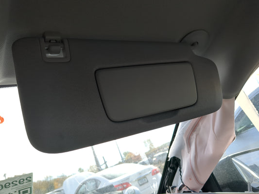 2020-2022 Chevrolet Equinox Sun Visor Shade Replacement Passenger Right Mirror Fits Fits 2020 2021 2022 OEM Used Auto Parts