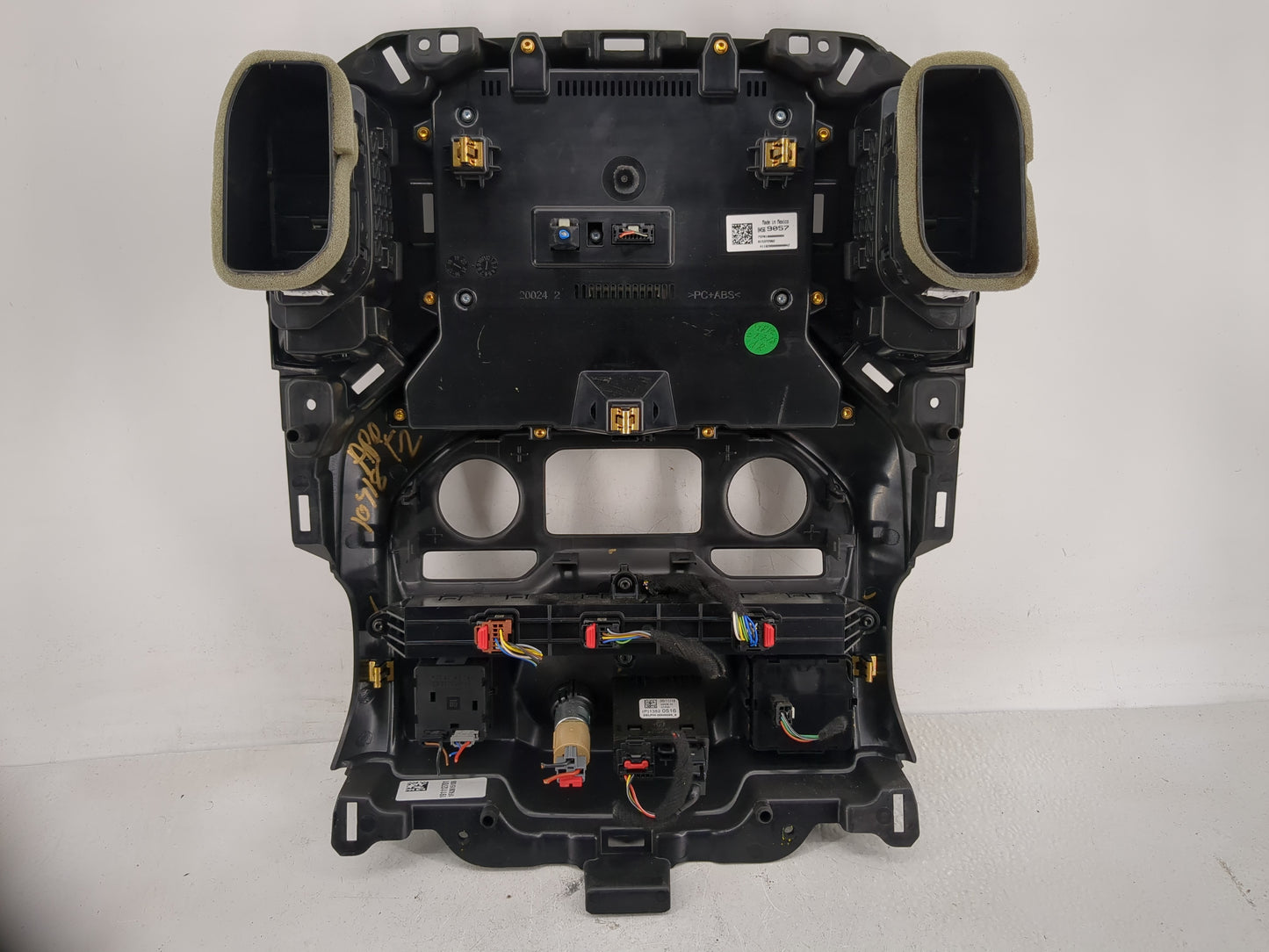 2019-2021 Chevrolet Equinox Radio Control Panel - Oemusedautoparts1.com