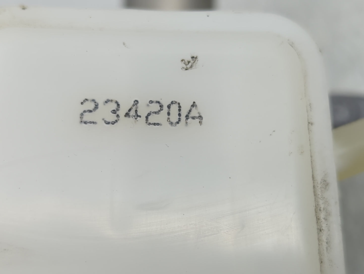 2018-2022 Chevrolet Equinox Brake Master Cylinder 1290556 - Oemusedautoparts1.com