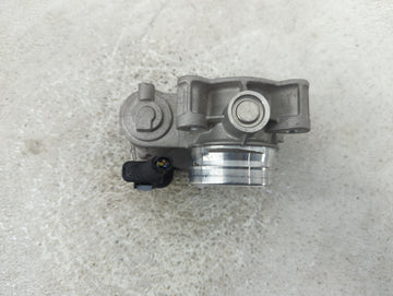 2018-2022 Chevrolet Equinox Throttle Body P/N:12671379AA Fits Fits 2016 2017 2018 2019 2020 2021 2022 OEM Used Auto Parts