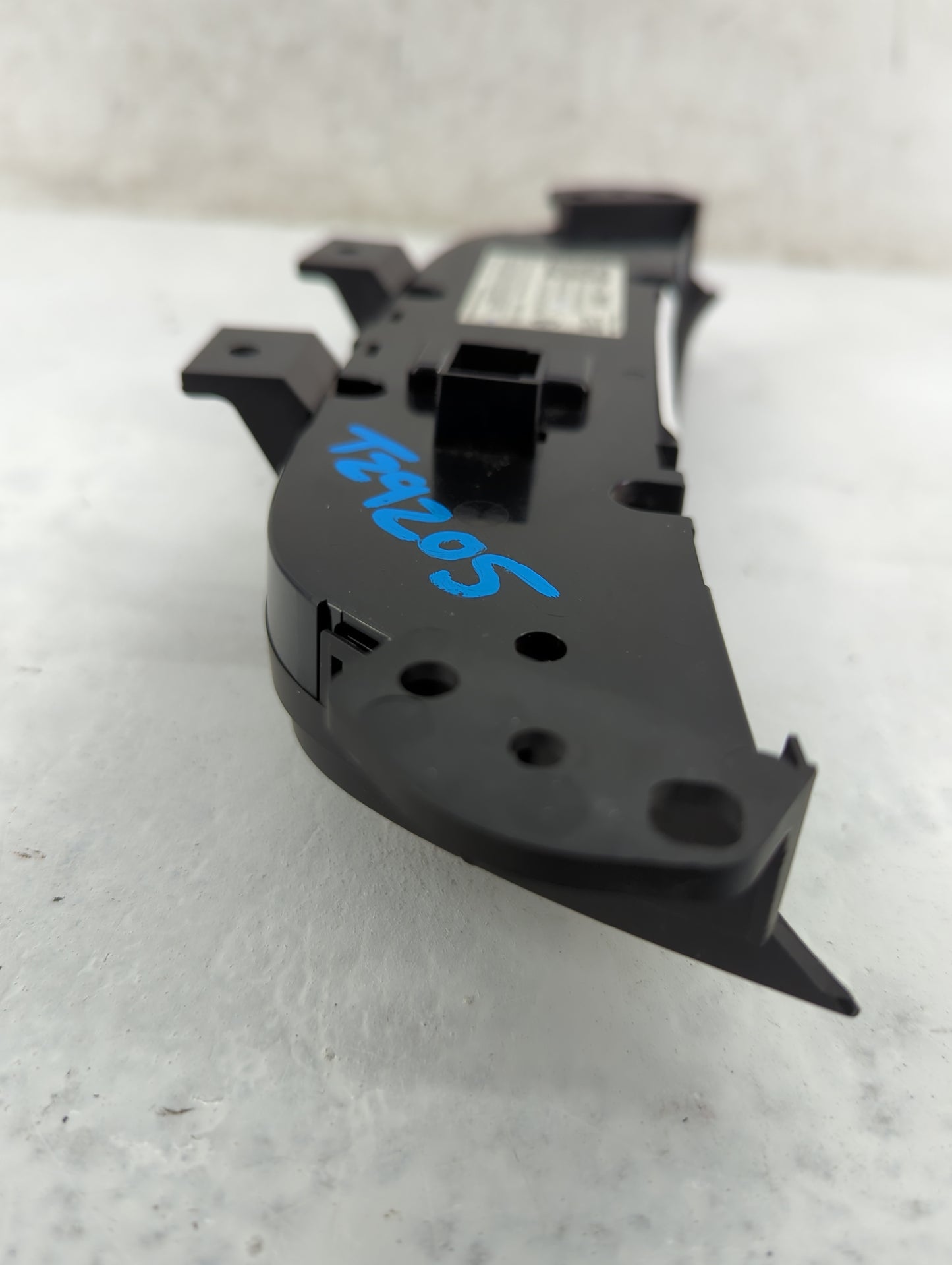 2019-2021 Chevrolet Equinox Climate Control Module Temperature AC/Heater Replacement P/N:84422503 Fits Fits 2019 2020 2021 O