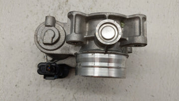 2018-2019 Chevrolet Equinox Throttle Body P/N:12659491BA 12671379AA Fits Fits 2016 2017 2018 2019 OEM Used Auto Parts