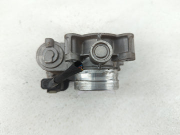 2018-2019 Chevrolet Equinox Throttle Body P/N:12671379AA Fits Fits 2016 2017 2018 2019 OEM Used Auto Parts