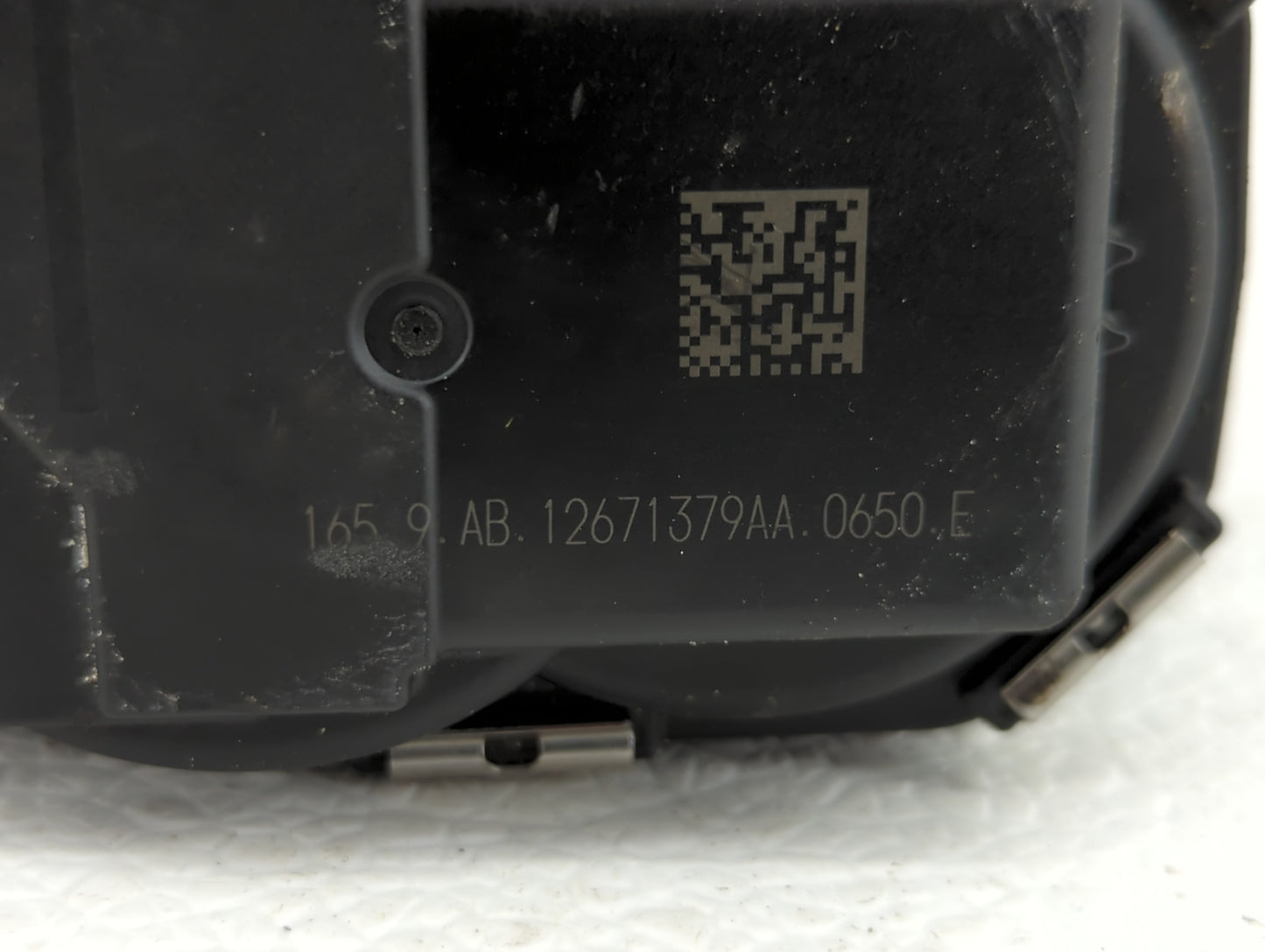 2018-2019 Chevrolet Equinox Throttle Body P/N:12671379AA Fits Fits 2016 2017 2018 2019 OEM Used Auto Parts - Oemusedautopart