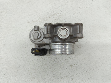 2018-2019 Chevrolet Equinox Throttle Body P/N:12671379AA Fits Fits 2016 2017 2018 2019 OEM Used Auto Parts
