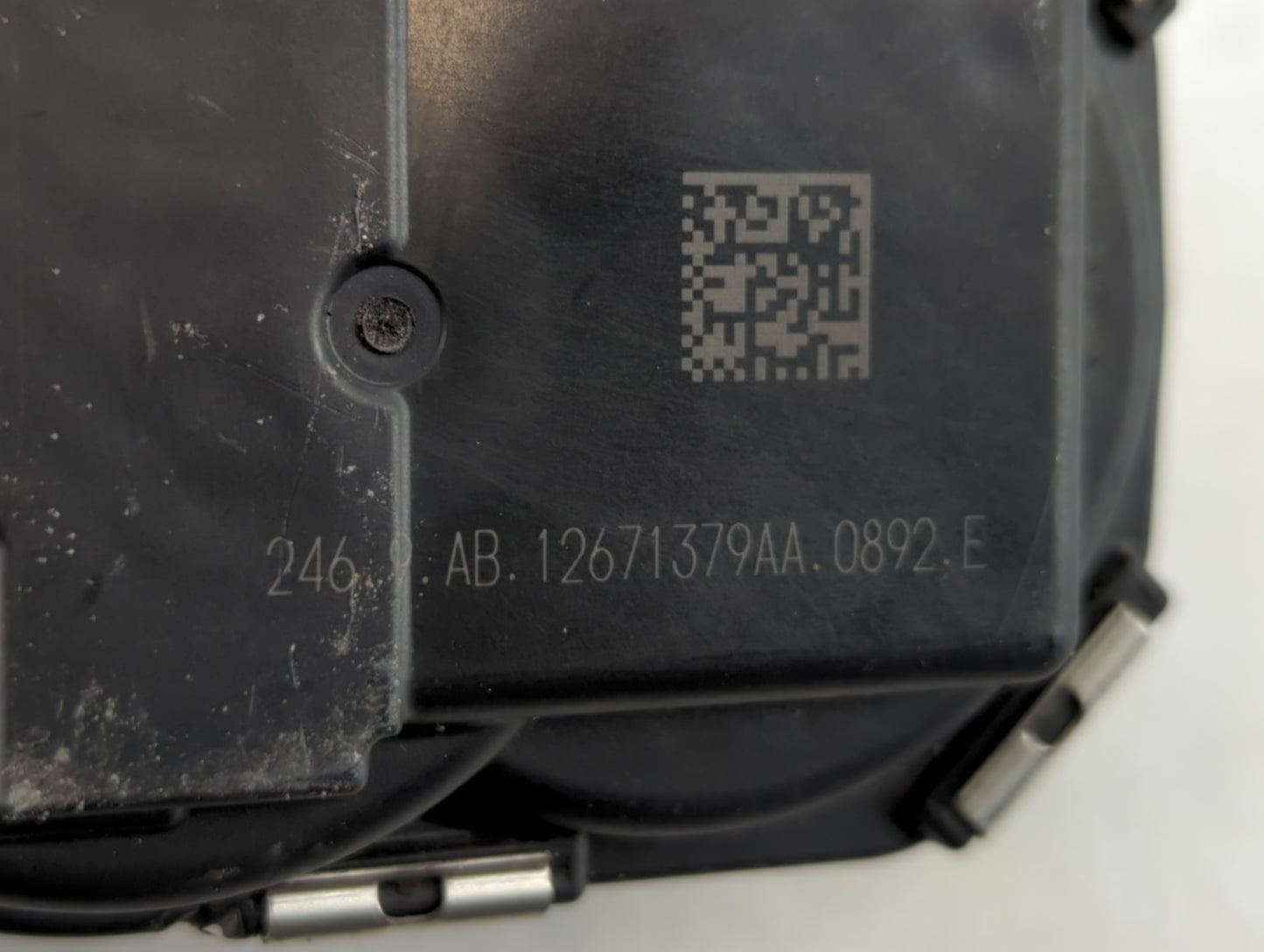 2018-2022 Chevrolet Equinox Throttle Body P/N:12671379AA Fits Fits 2016 2017 2018 2019 2020 2021 2022 OEM Used Auto Parts -