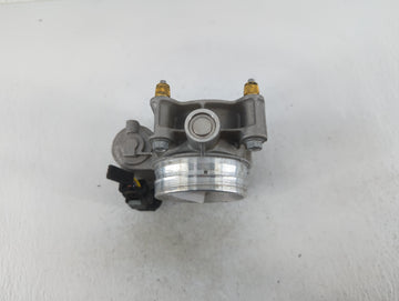 2018-2020 Chevrolet Equinox Throttle Body P/N:12681472AA Fits Fits 2013 2014 2015 2016 2017 2018 2019 2020 2021 OEM Used Auto Parts