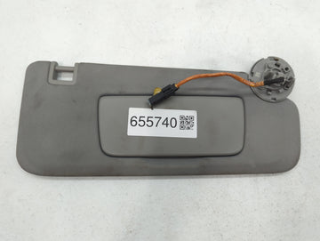 2020-2022 Chevrolet Equinox Sun Visor Shade Replacement Passenger Right Mirror Fits Fits 2020 2021 2022 OEM Used Auto Parts