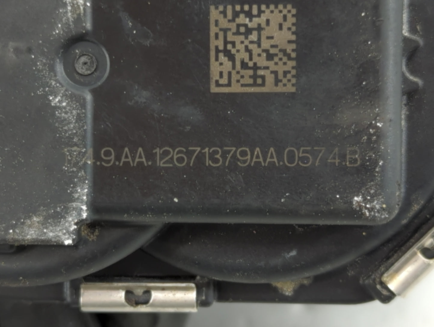 2018-2022 Chevrolet Equinox Throttle Body P/N:12671379AA Fits Fits 2016 2017 2018 2019 2020 2021 2022 OEM Used Auto Parts -