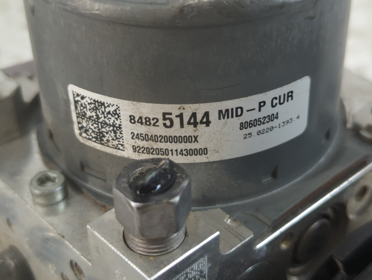 2020 Chevrolet Equinox Anti-Lock Brake ABS Pump Module Actuator OEM P/N:84825144 Fits Fits 2021 OEM Used Auto Parts - Oemuse