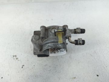2016-2021 Chevrolet Express 2500 Throttle Body P/N:22030-0V010 Fits Fits 2014 2015 2016 2017 2018 2019 2020 2021 2022 OEM Used Auto Parts