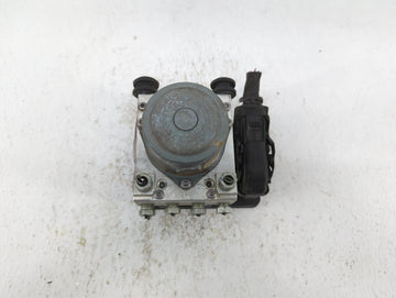 2017-2020 Chevrolet Impala ABS Pump Control Module Replacement P/N:84605919 84314306, 84020433 Fits Fits 2017 2018 2019 2020 OEM Used Auto Parts