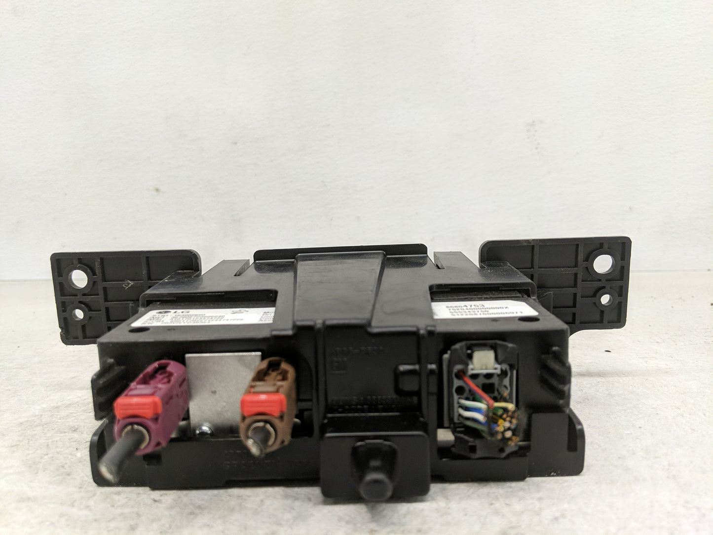 2019-2021 Chevrolet Malibu Telematics Control Module 86804753 - Oemusedautoparts1.com