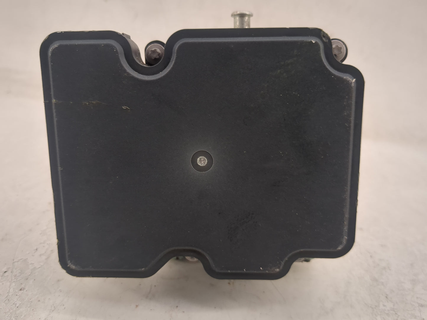 2019-2021 Chevrolet Malibu ABS Pump Control Module Replacement P/N:065055766 269 849, 8450 1623 Fits Fits 2019 2020 2021 OEM