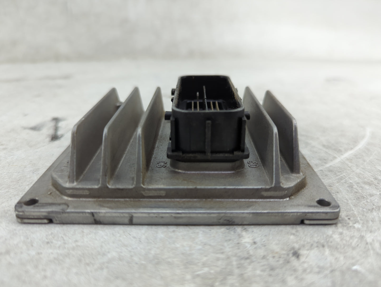 2019-2019 Chevrolet Malibu Transmission Control Module Tcu Tcm - Oemusedautoparts1.com