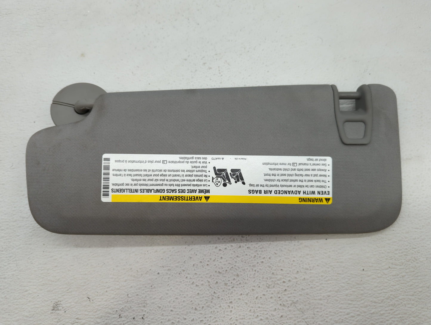 2016-2019 Chevrolet Malibu Sun Visor Shade Replacement Passenger Right Mirror Fits Fits 2016 2017 2018 2019 OEM Used Auto Pa