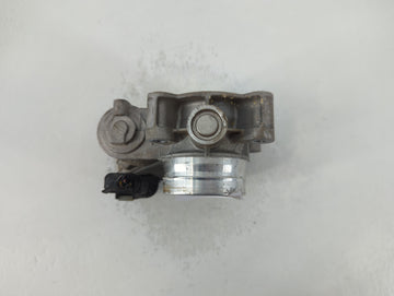 2016-2021 Chevrolet Malibu Throttle Body P/N:12671379AA Fits Fits 2016 2017 2018 2019 2020 2021 2022 OEM Used Auto Parts