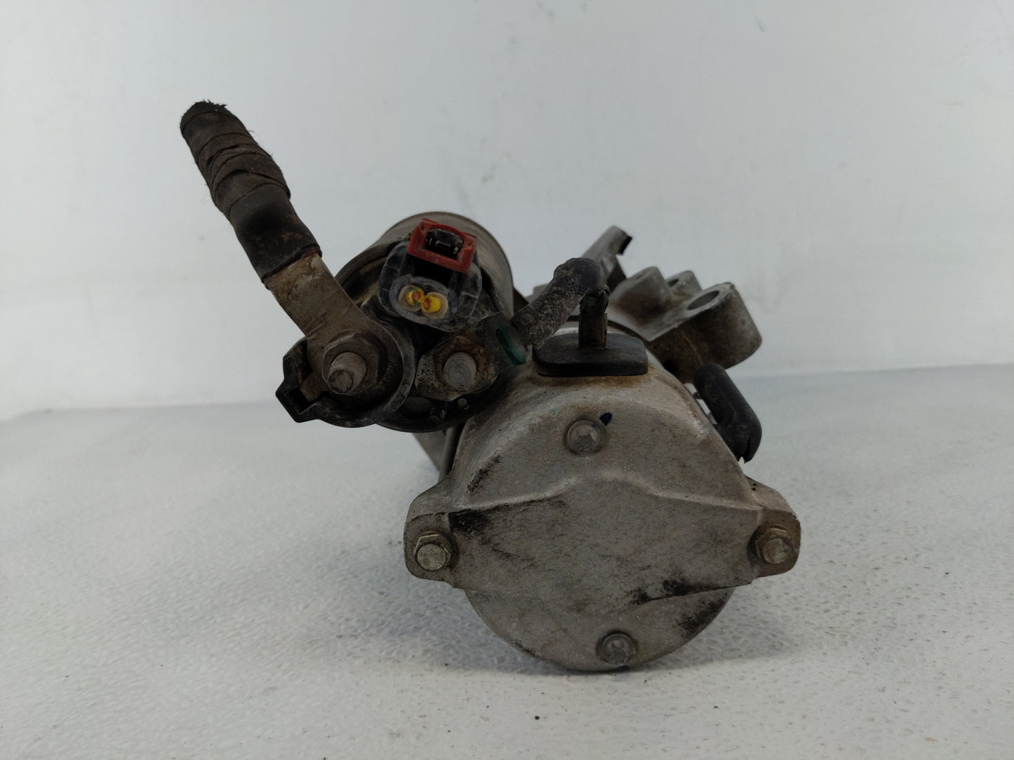 2019-2022 Chevrolet Silverado 1500 Car Starter Motor Solenoid OEM P/N:812677706 Fits Fits 2019 2020 2021 2022 OEM Used Auto