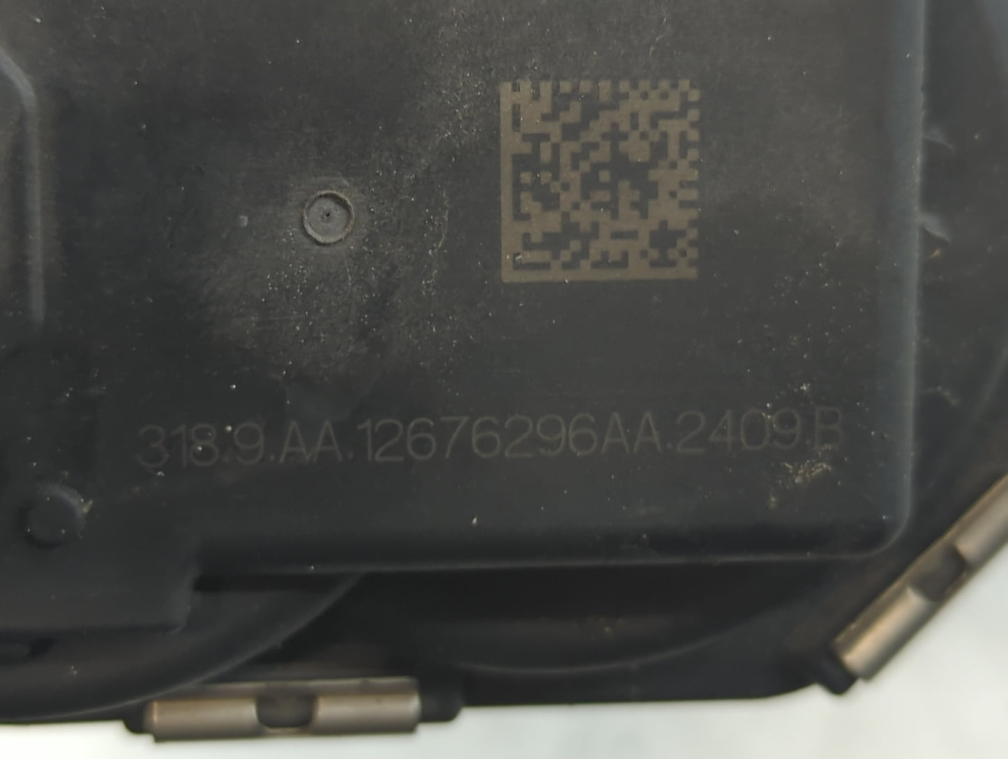 2020 Chevrolet Silverado 1500 Throttle Body P/N:12676296AA Fits Fits 2016 2017 2018 2019 2021 2022 OEM Used Auto Parts - Oem