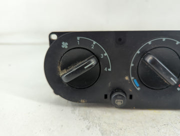 2017-2019 Chevrolet Sonic Climate Control Module Temperature AC/Heater Replacement P/N:486 Fits Fits 2017 2018 2019 OEM Used Auto Parts