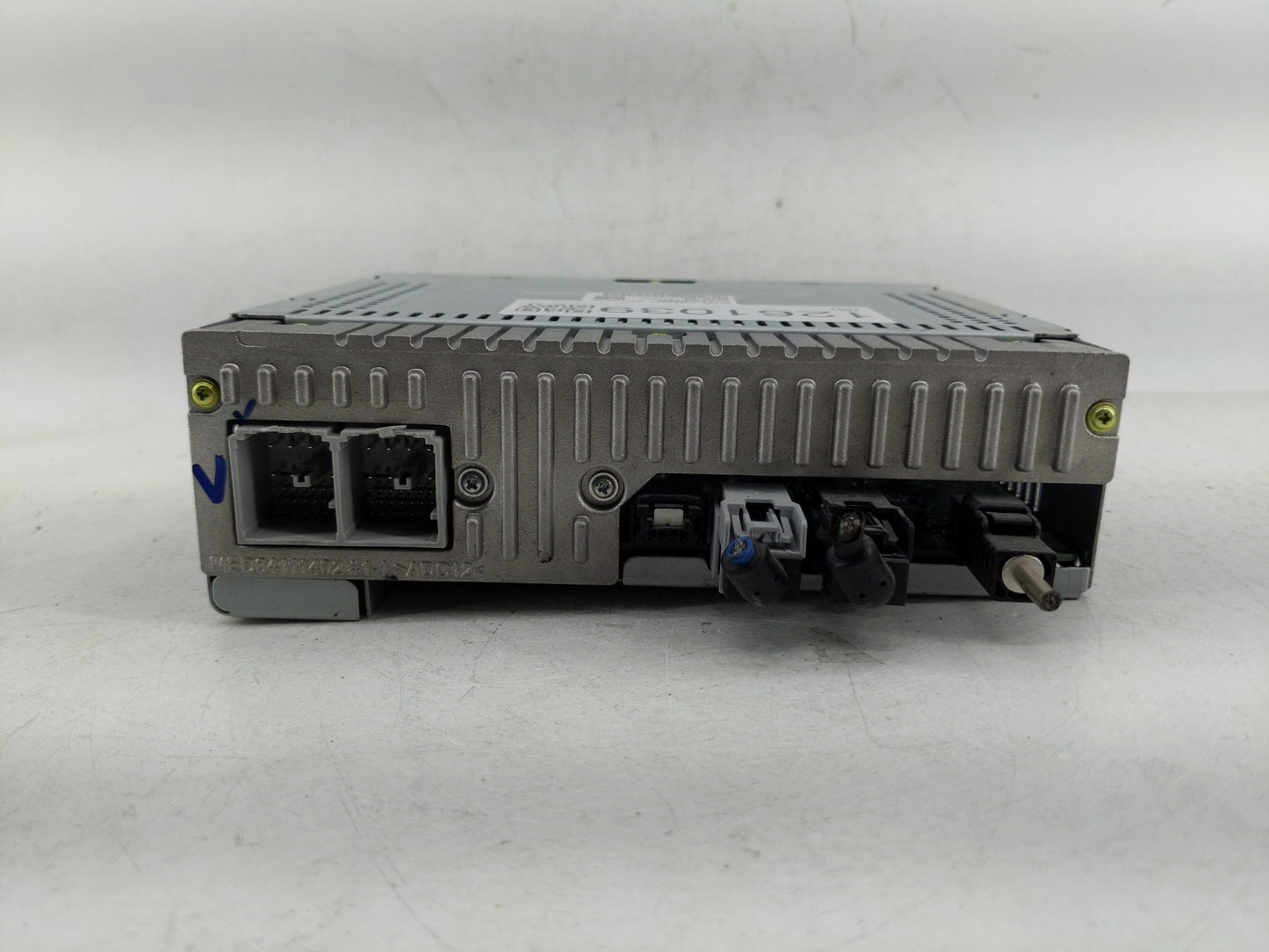 2020-2022 Chevrolet Spark Radio AM FM Cd Player Receiver Replacement P/N:42724500 Fits Fits 2020 2021 2022 OEM Used Auto Par