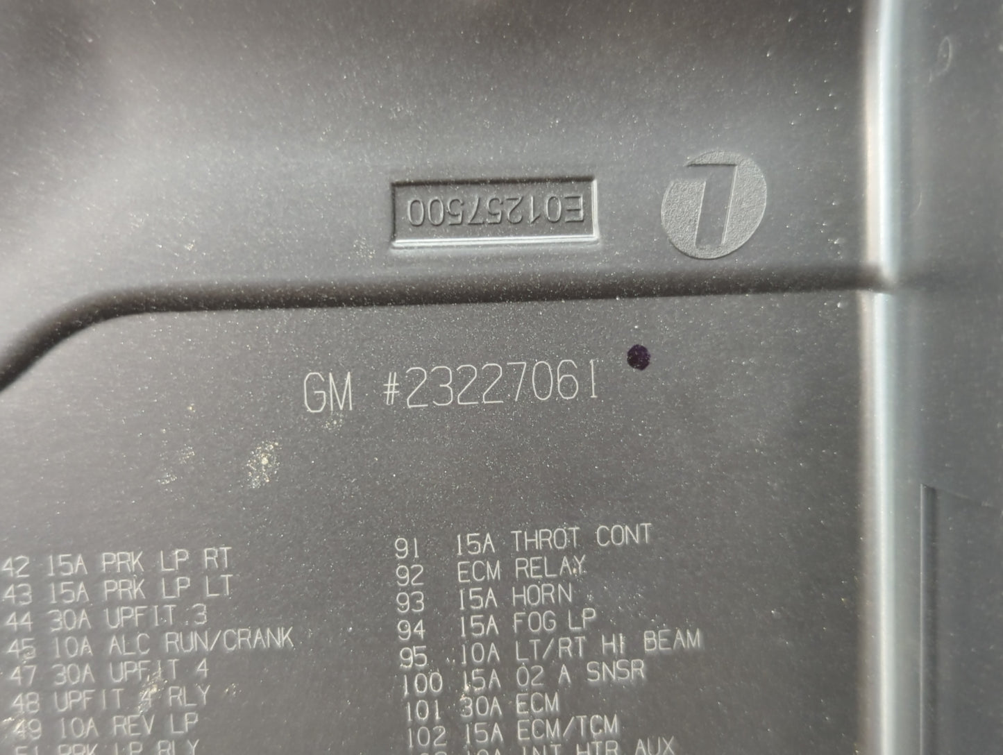 2015-2020 Chevrolet Tahoe Fusebox Fuse Box Panel Relay Module P/N:23227061 Fits Fits 2015 2016 2017 2018 2019 2020 OEM Used