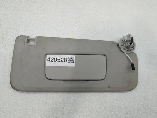 2018-2022 Chevrolet Traverse Sun Visor Shade Replacement Passenger Right Mirror Fits Fits 2018 2019 2020 2021 2022 OEM Used Auto Parts