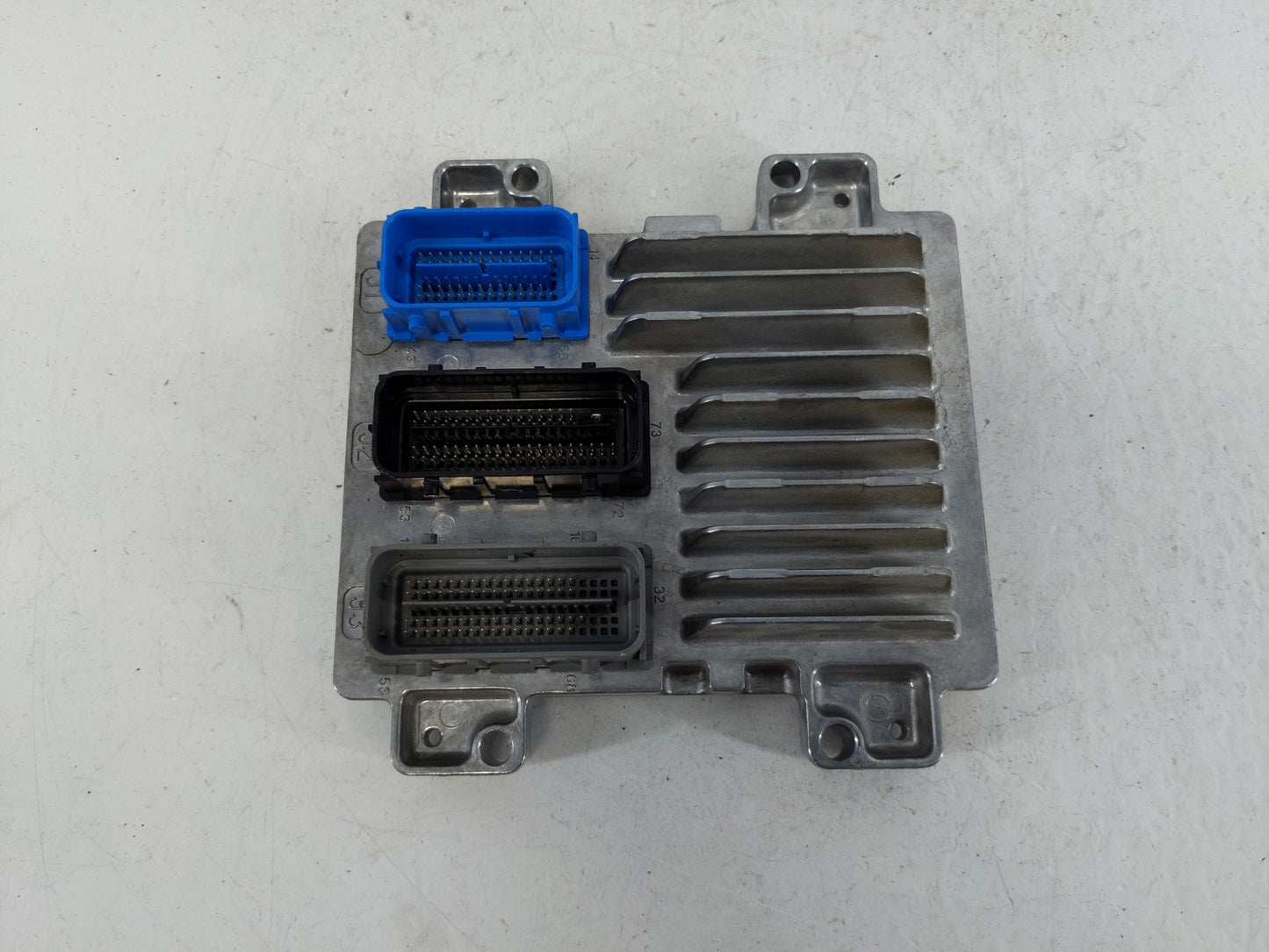 2017-2021 Chevrolet Trax PCM Engine Control Computer ECU ECM PCU OEM P/N:12698131 Fits Fits 2017 2018 2019 2020 2021 OEM Use