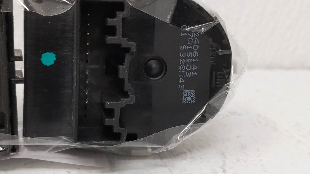 2020 Chevrolet Trax Master Power Window Switch Replacement Driver Side Left P/N:13408454 Fits OEM Used Auto Parts - Oemuseda