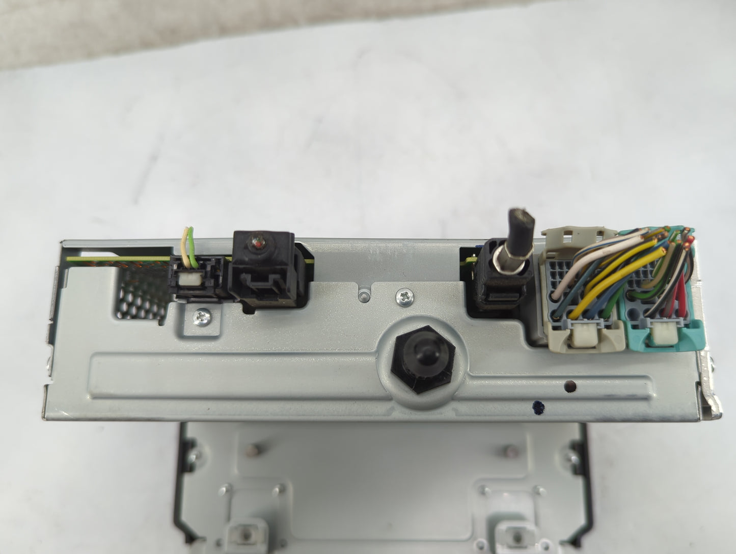 2020 Chevrolet Trax Radio AM FM Cd Player Receiver Replacement P/N:84799509 Fits OEM Used Auto Parts - Oemusedautoparts1.com