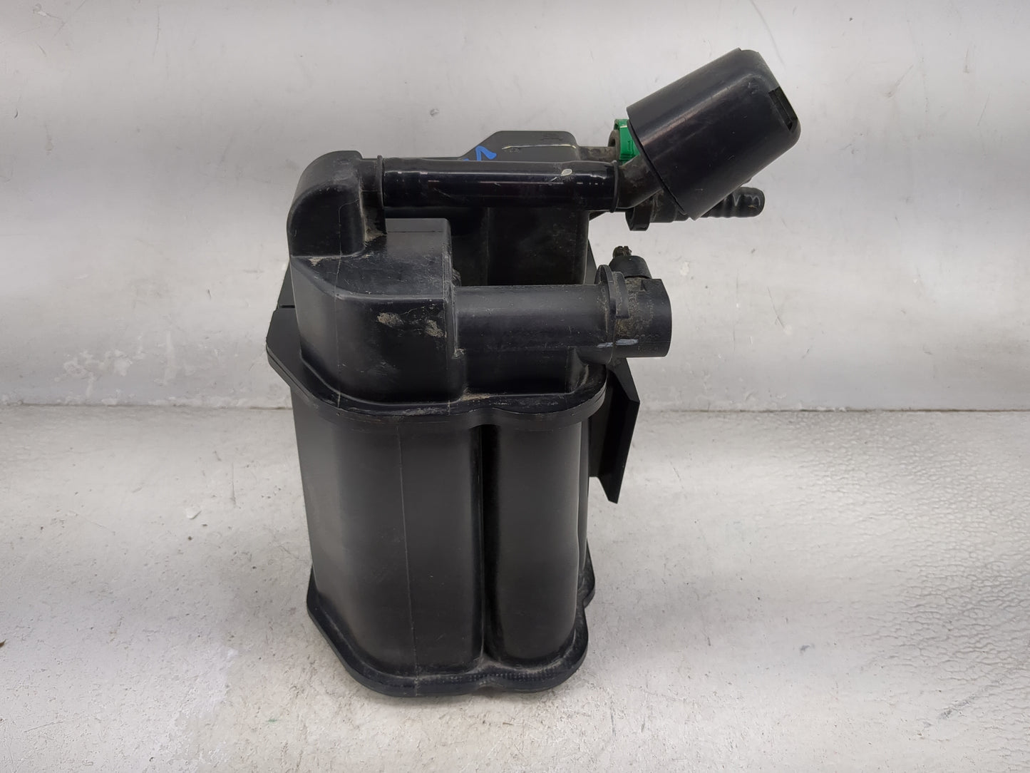 2020 Chevrolet Trax Fuel Vapor Charcoal Canister 1477151 - Oemusedautoparts1.com