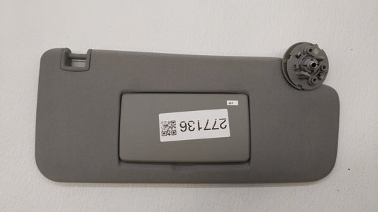 2017-2018 Chevrolet Trax Sun Visor Shade Replacement Passenger Right Mirror Fits Fits 2017 2018 OEM Used Auto Parts