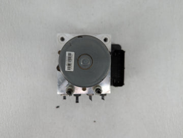 2017-2018 Chevrolet Trax ABS Pump Control Module Replacement P/N:HS7A-12A650-ABB 42643519, 42520669 Fits Fits 2017 2018 2019 OEM Used Auto Parts