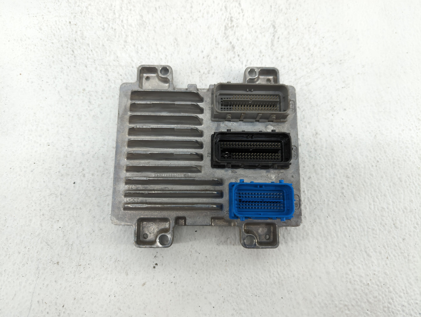 2017-2018 Chevrolet Trax PCM Engine Control Computer ECU ECM PCU OEM P/N:12697793 12706635, 12679097 Fits Fits 2017 2018 201