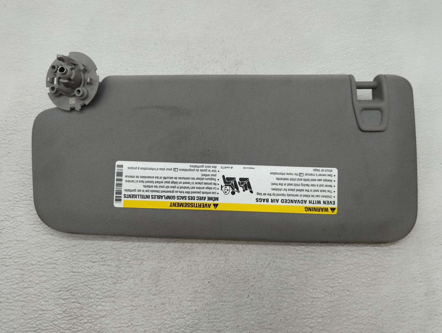 2017-2021 Chevrolet Trax Sun Visor Shade Replacement Passenger Right Mirror Fits Fits 2017 2018 2019 2020 2021 OEM Used Auto