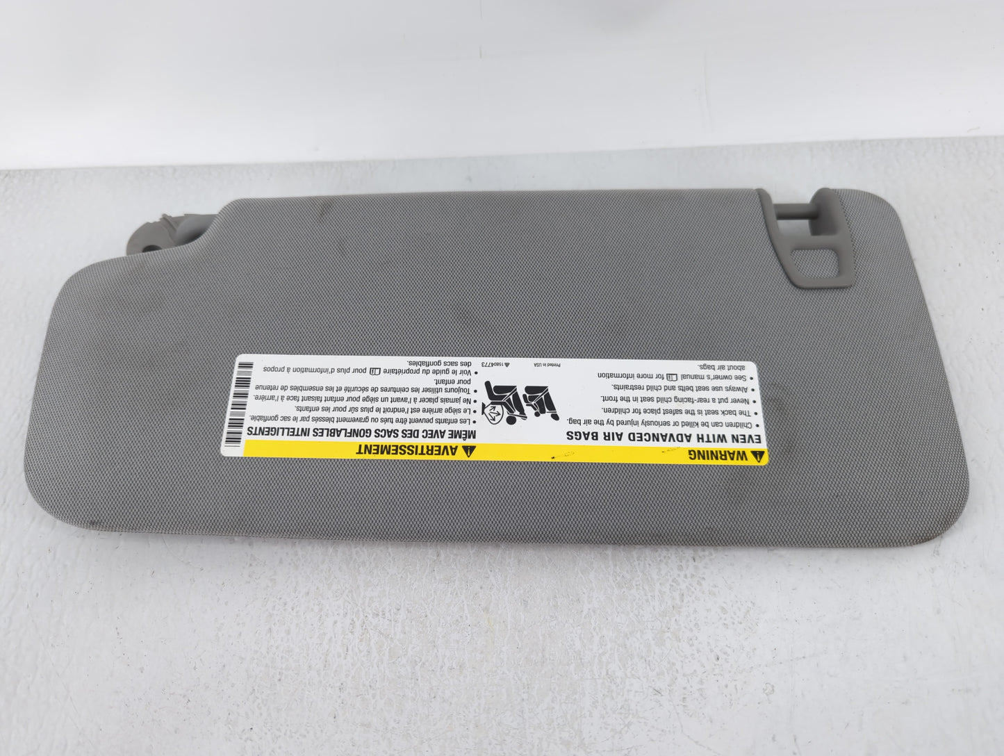 2017-2021 Chevrolet Trax Sun Visor Shade Replacement Passenger Right Mirror Fits Fits 2017 2018 2019 2020 2021 OEM Used Auto