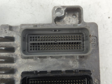 2017-2021 Chevrolet Trax PCM Engine Control Computer ECU ECM PCU OEM P/N:12692201 12698131 Fits Fits 2017 2018 2019 2020 2021 OEM Used Auto Parts